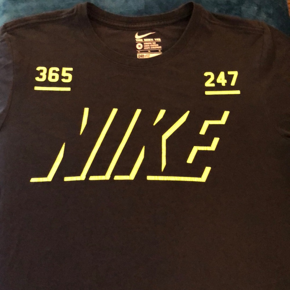 Nike Tee